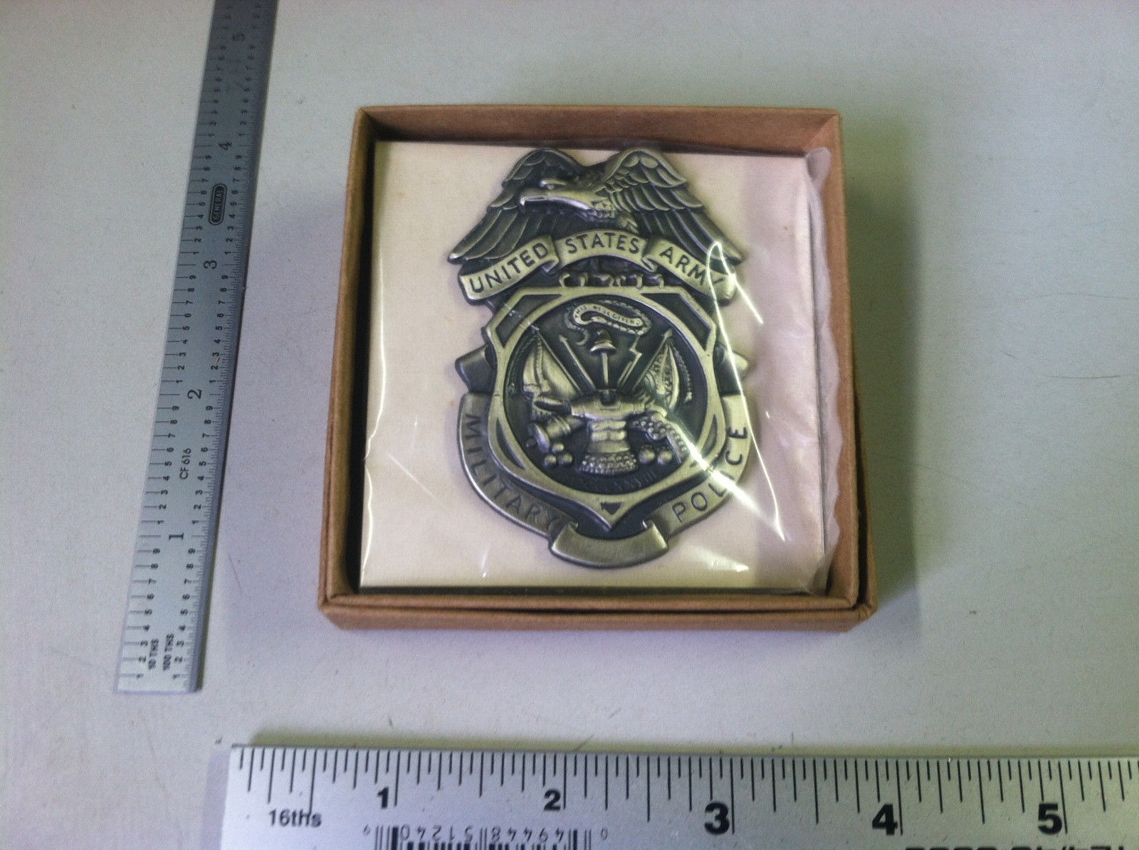 Obsolete MP Badge 8455-00-361-1429